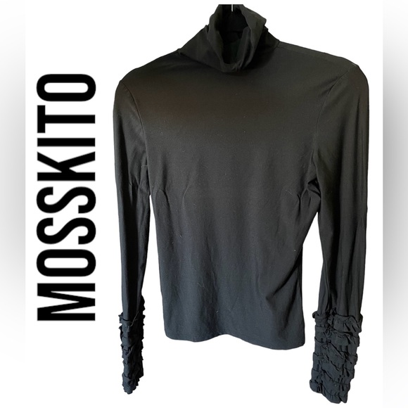 Mosskito Cha-Cha Sleeve Turtleneck - Picture 1 of 9